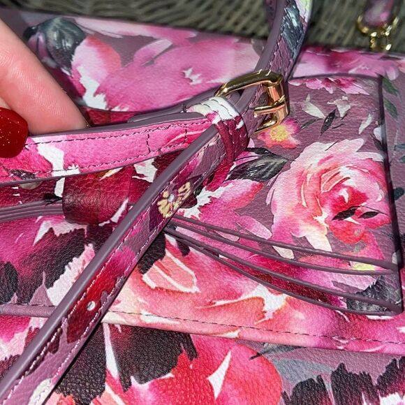 Betsey Johnson XODANI Crossbody Bag Wallet Floral Bow NWT pink flowers - Picture 15 of 15